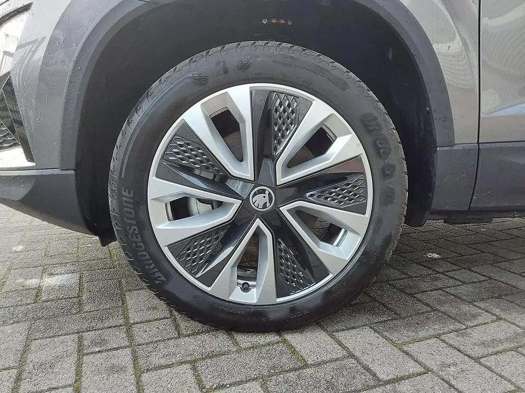 Skoda Karoq - Thumbnail 15