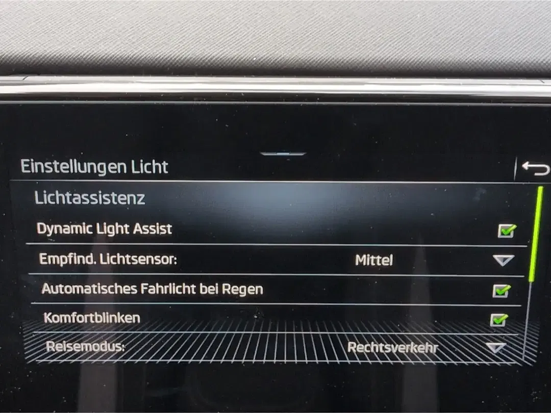 Skoda Scala - Thumbnail 14