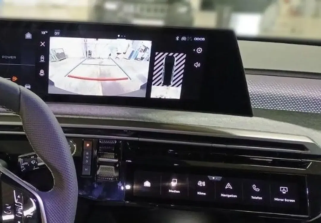 Peugeot 5008 - Thumbnail 10