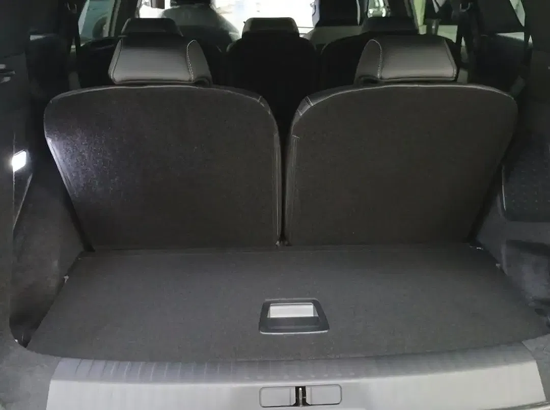 Peugeot 5008 - Thumbnail 8