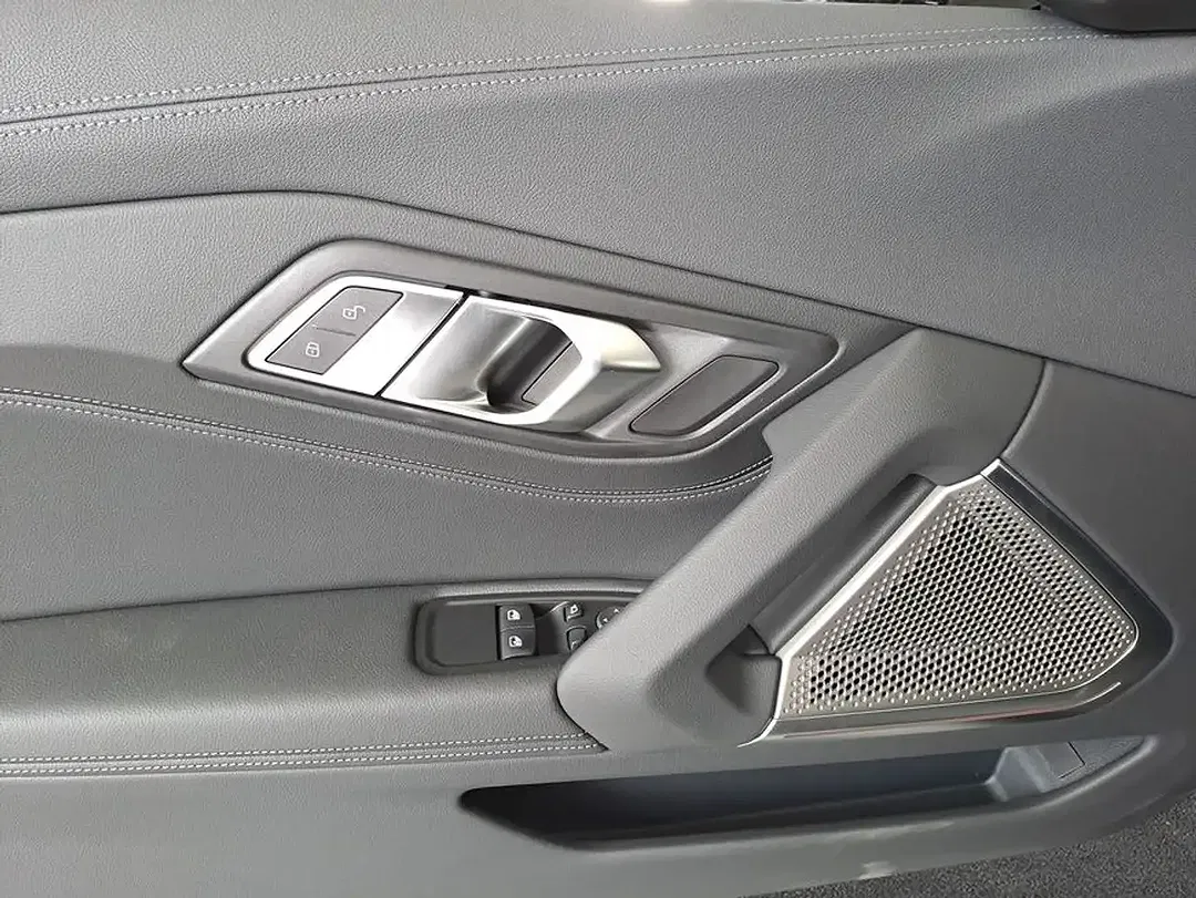 BMW Z4 - Thumbnail 11