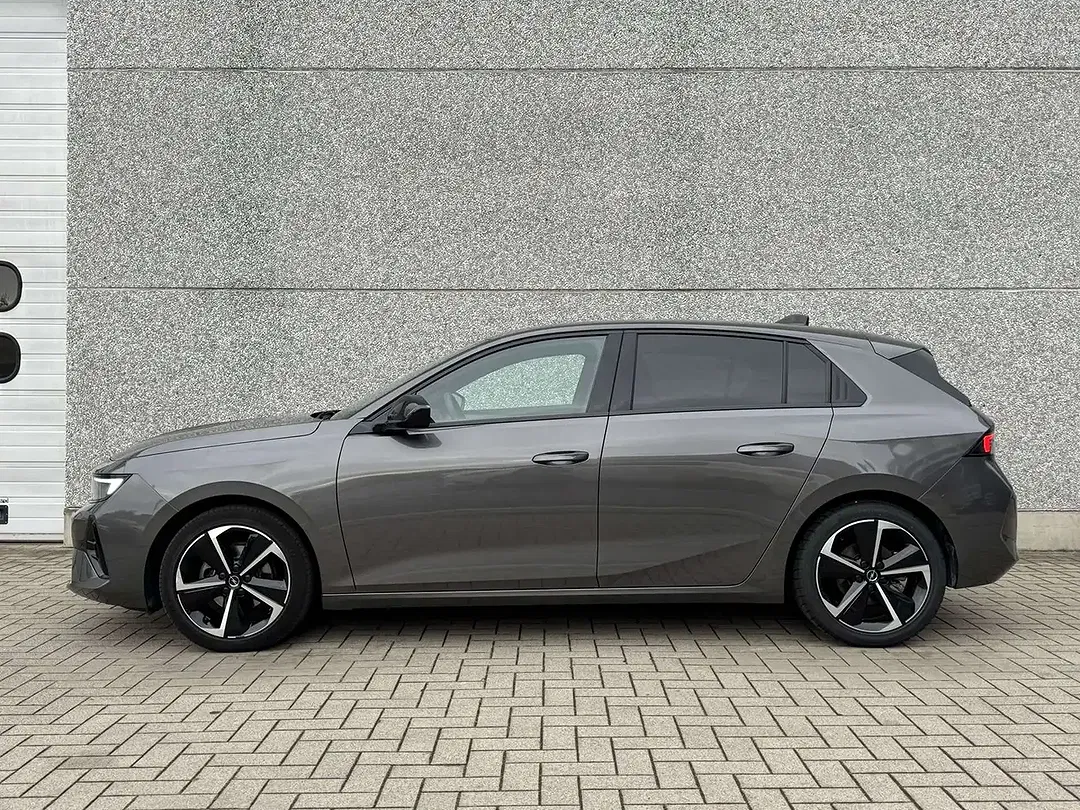 Opel Astra - Thumbnail 2