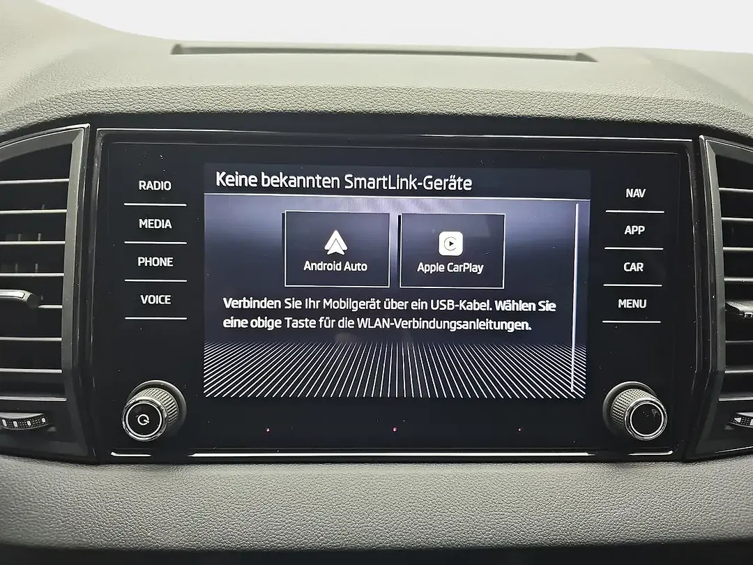 Skoda Karoq - Thumbnail 9