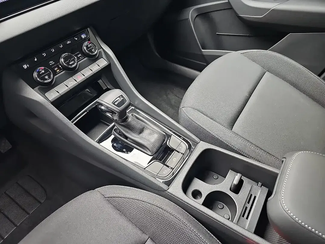 Skoda Karoq - Thumbnail 12