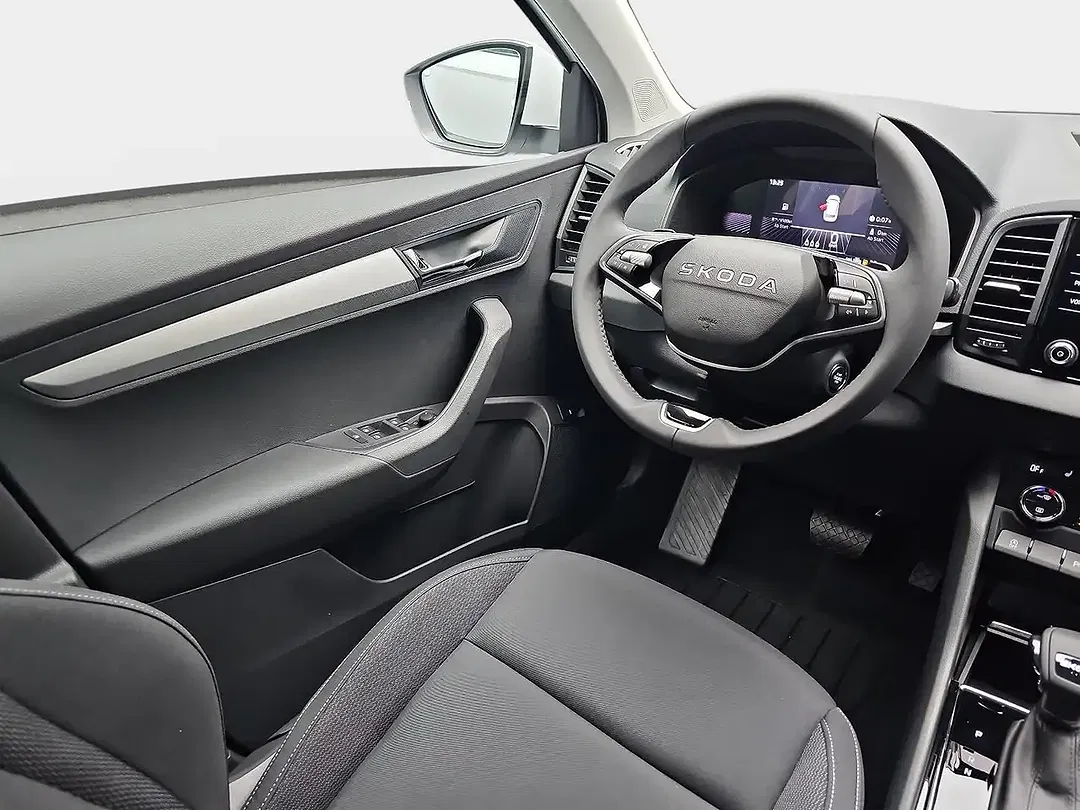 Skoda Karoq - Thumbnail 8
