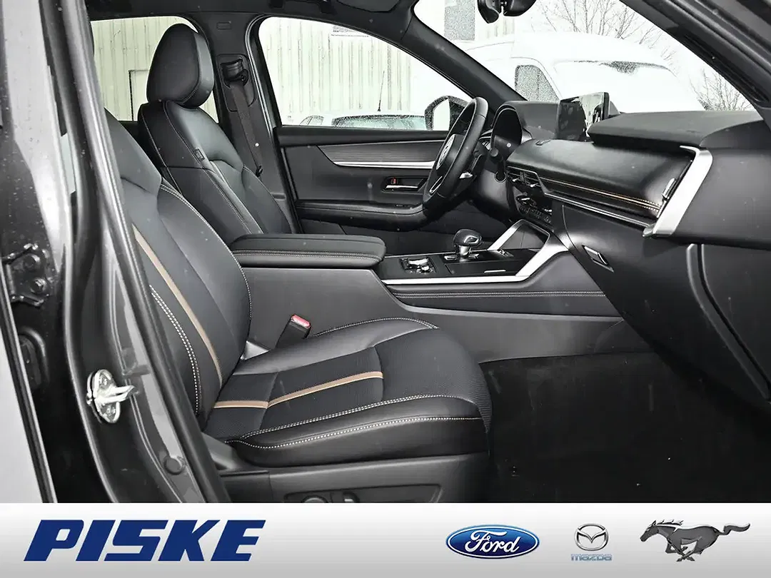 Mazda CX-60 - Thumbnail 2