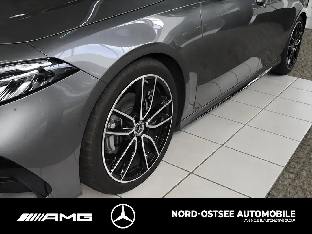 Mercedes-Benz A 200 - Thumbnail 5
