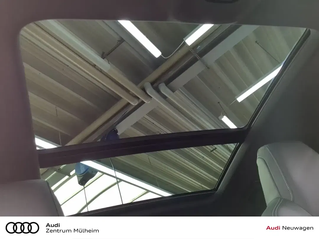 Audi Q8 - Thumbnail 12