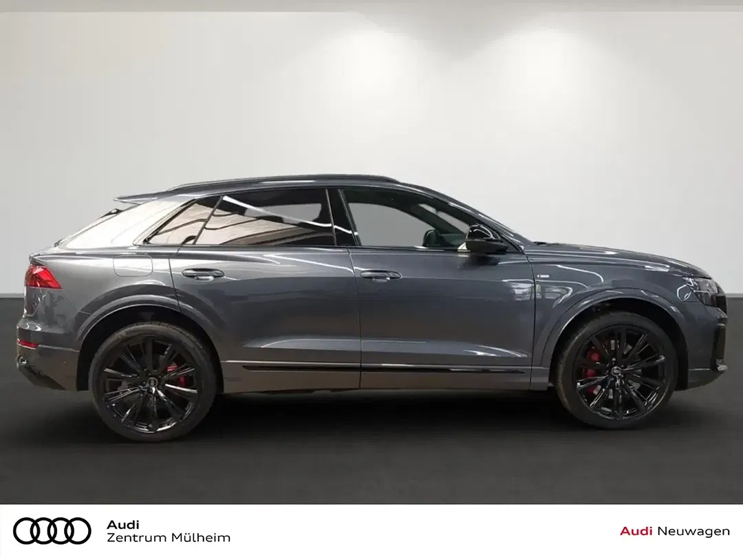 Audi Q8 - Thumbnail 2