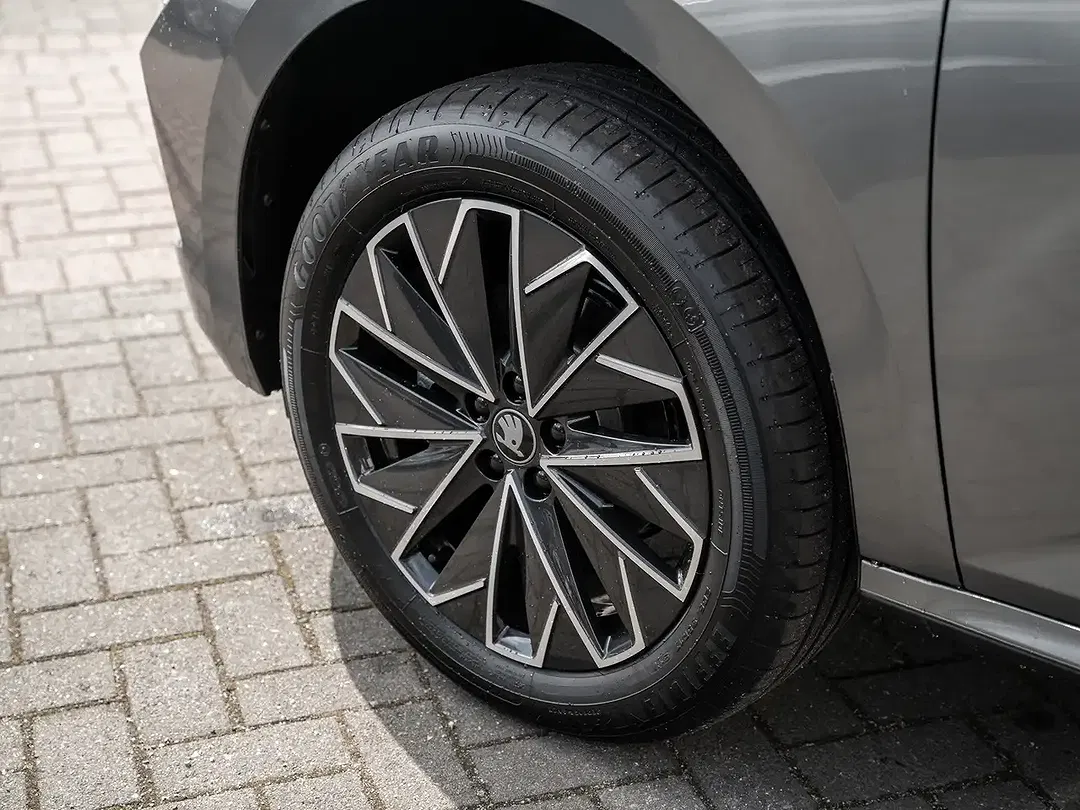 Skoda Kamiq - Thumbnail 5