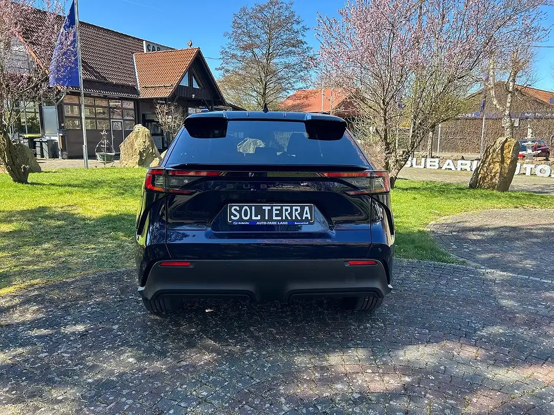Subaru Solterra - Thumbnail 5