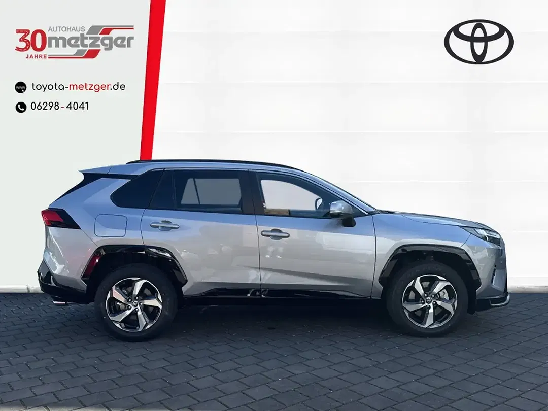 Toyota RAV 4 - Thumbnail 2