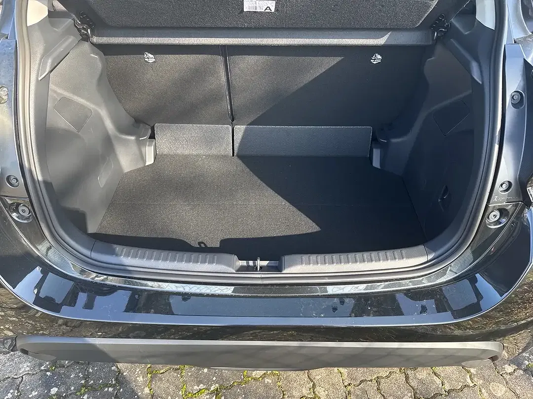 Mazda 2 - Thumbnail 10