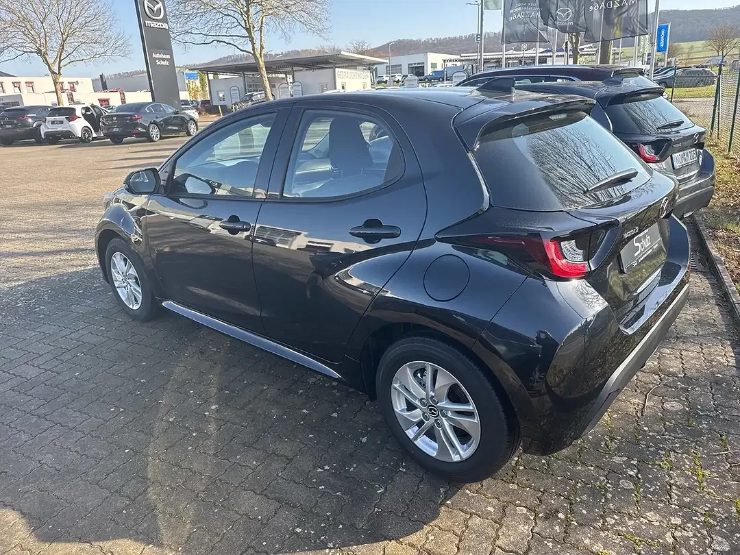 Mazda 2 - Thumbnail 4