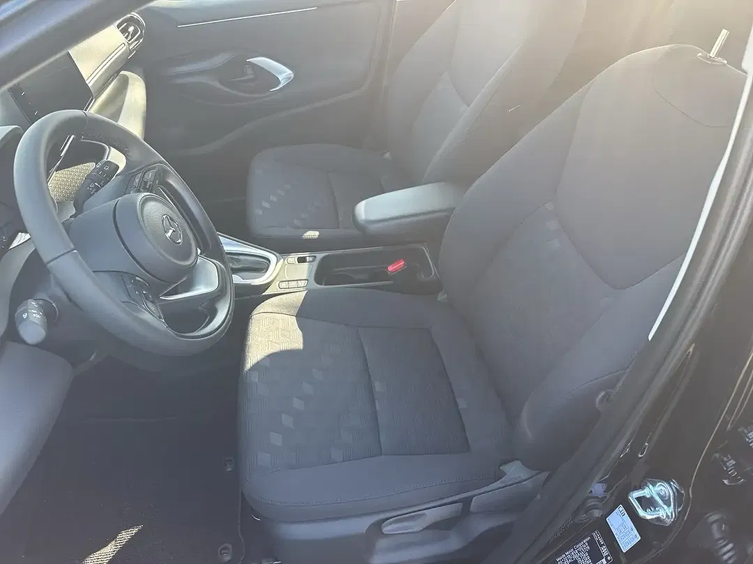 Mazda 2 - Thumbnail 8