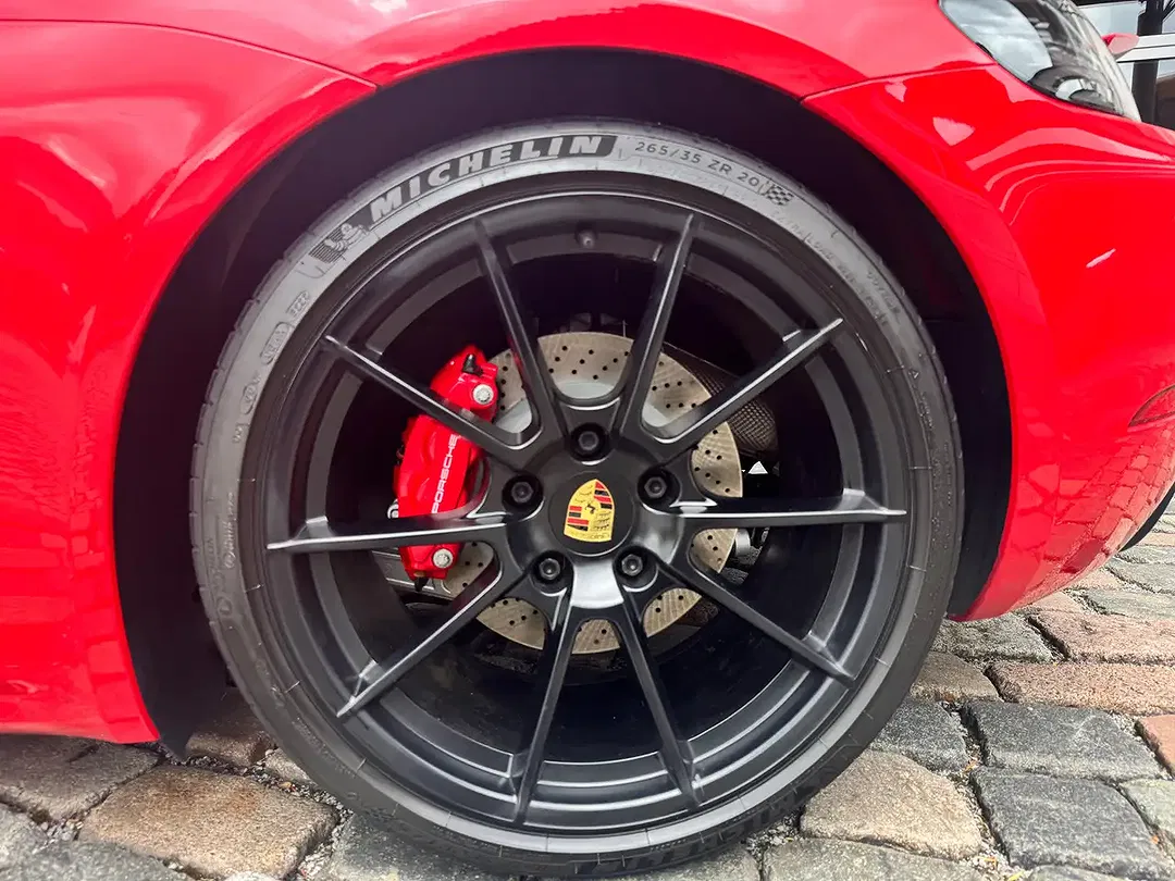 Porsche Cayman - Thumbnail 9