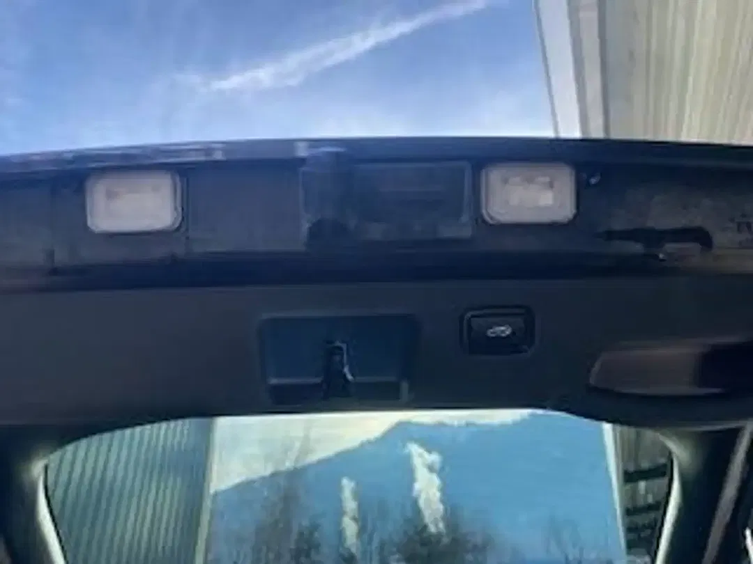 Kia EV6 - Thumbnail 14