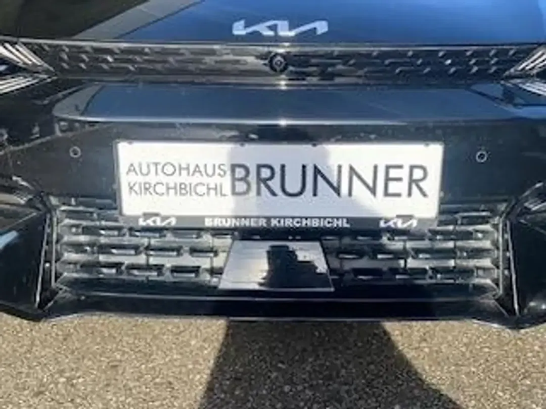 Kia EV6 - Thumbnail 8