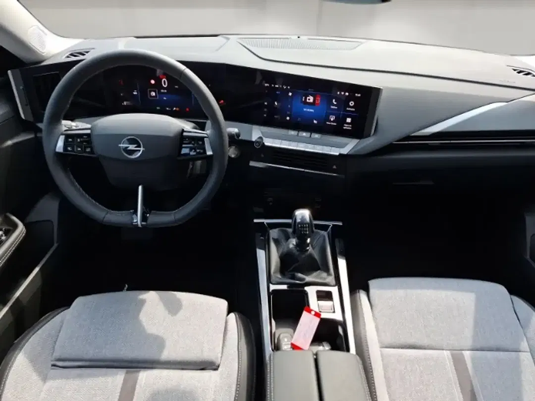 Opel Astra - Thumbnail 11