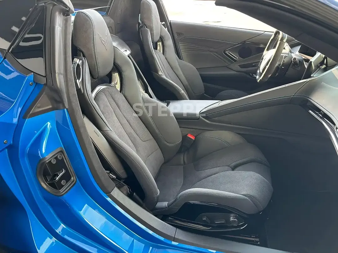 Corvette C8 - Thumbnail 11