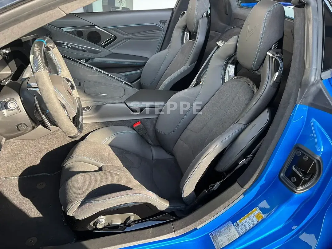 Corvette C8 - Thumbnail 9
