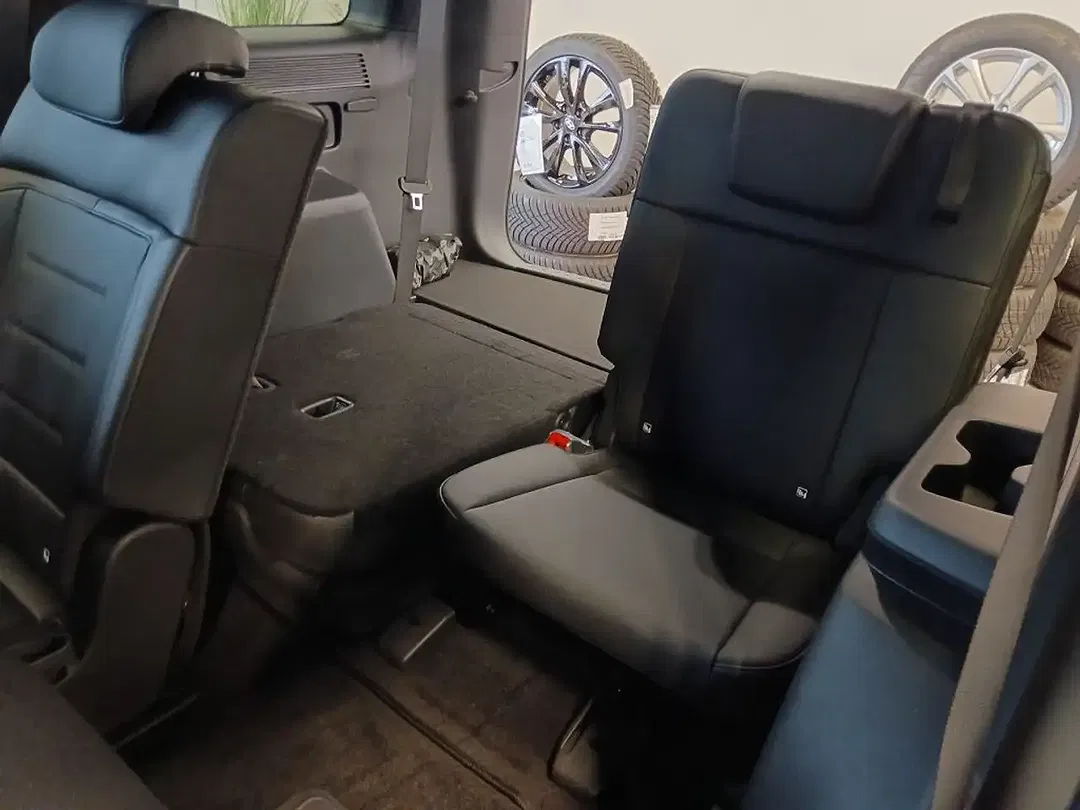 Hyundai SANTA FE - Thumbnail 10