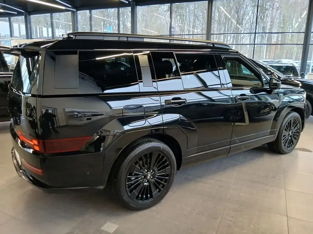Hyundai SANTA FE - Thumbnail 4