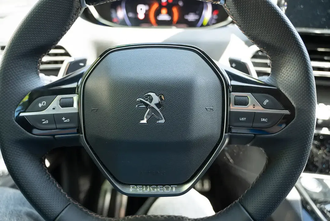 Peugeot 5008 - Thumbnail 12
