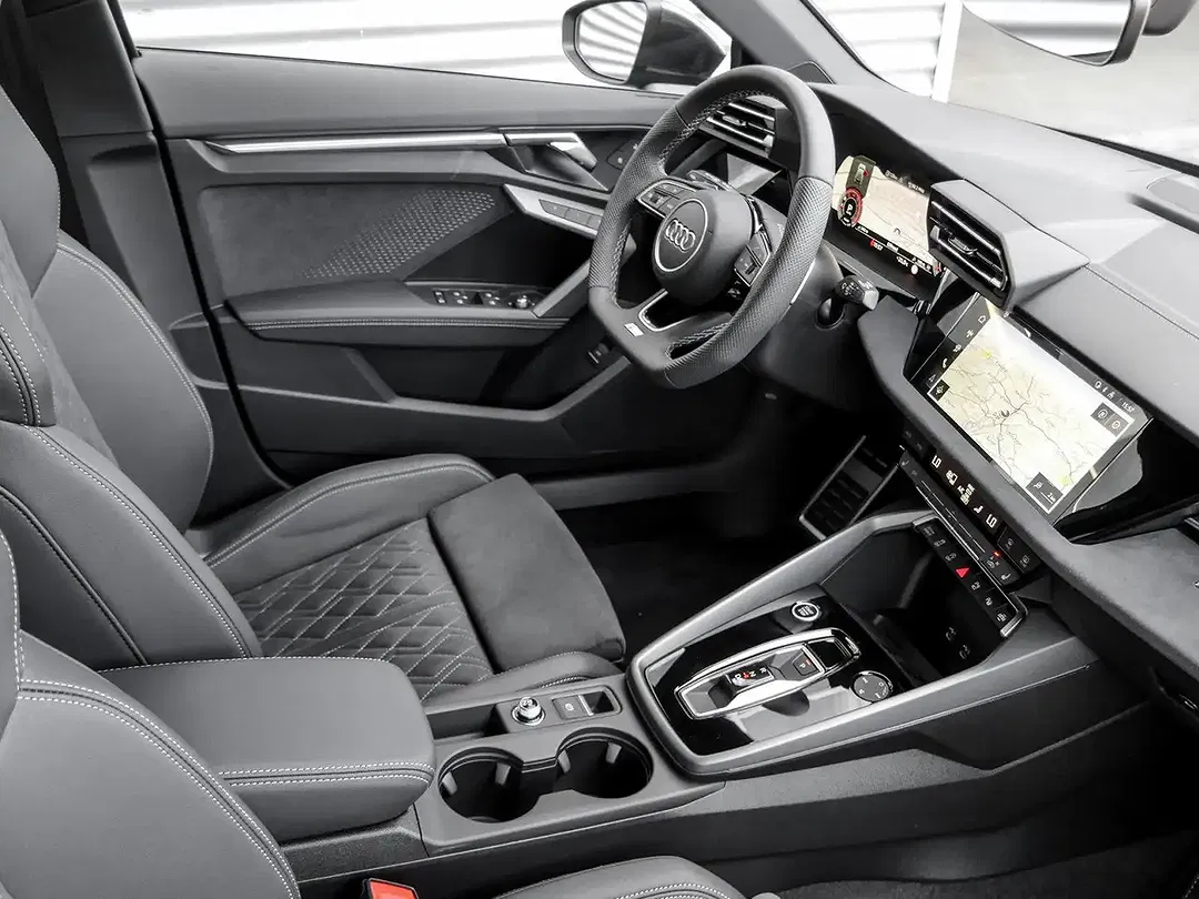 Audi A3 - Thumbnail 4