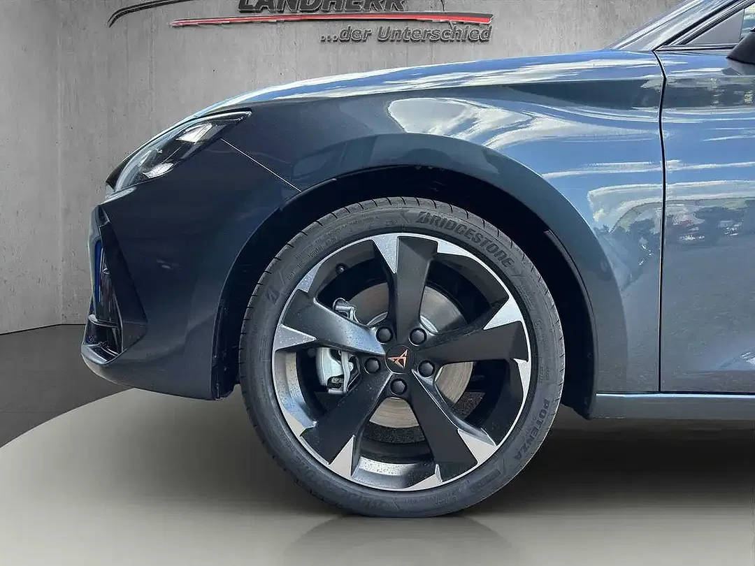 CUPRA Leon - Thumbnail 12