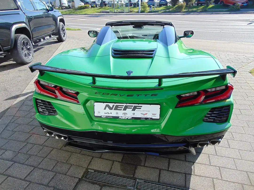 Corvette C8 - Thumbnail 4