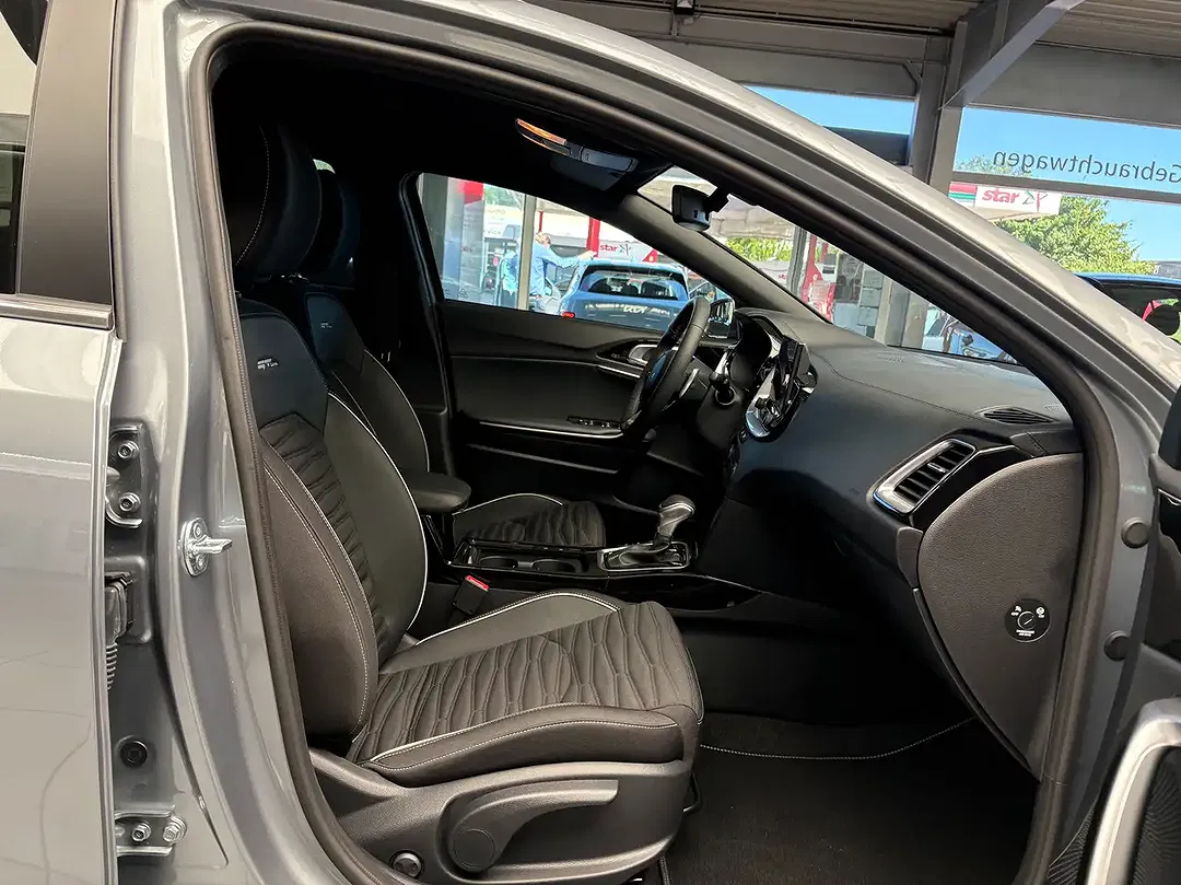 Kia Ceed SW / cee'd SW - Thumbnail 14