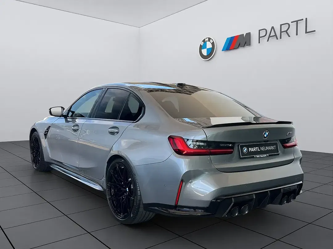 BMW M3 - Thumbnail 3