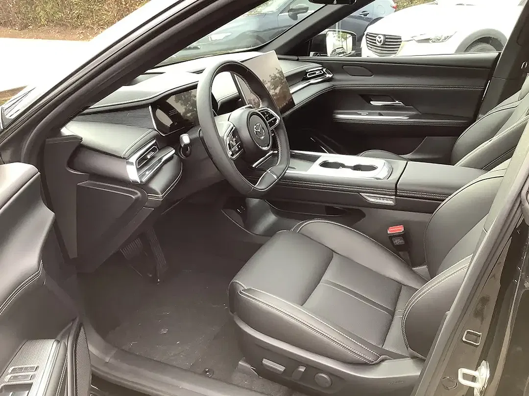 Mazda 6e - Thumbnail 10