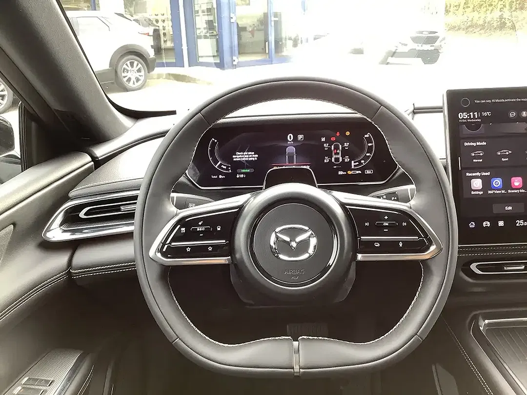 Mazda 6e - Thumbnail 12