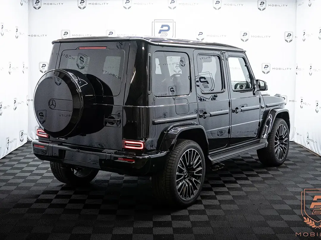 Mercedes-Benz G 63 AMG - Thumbnail 4