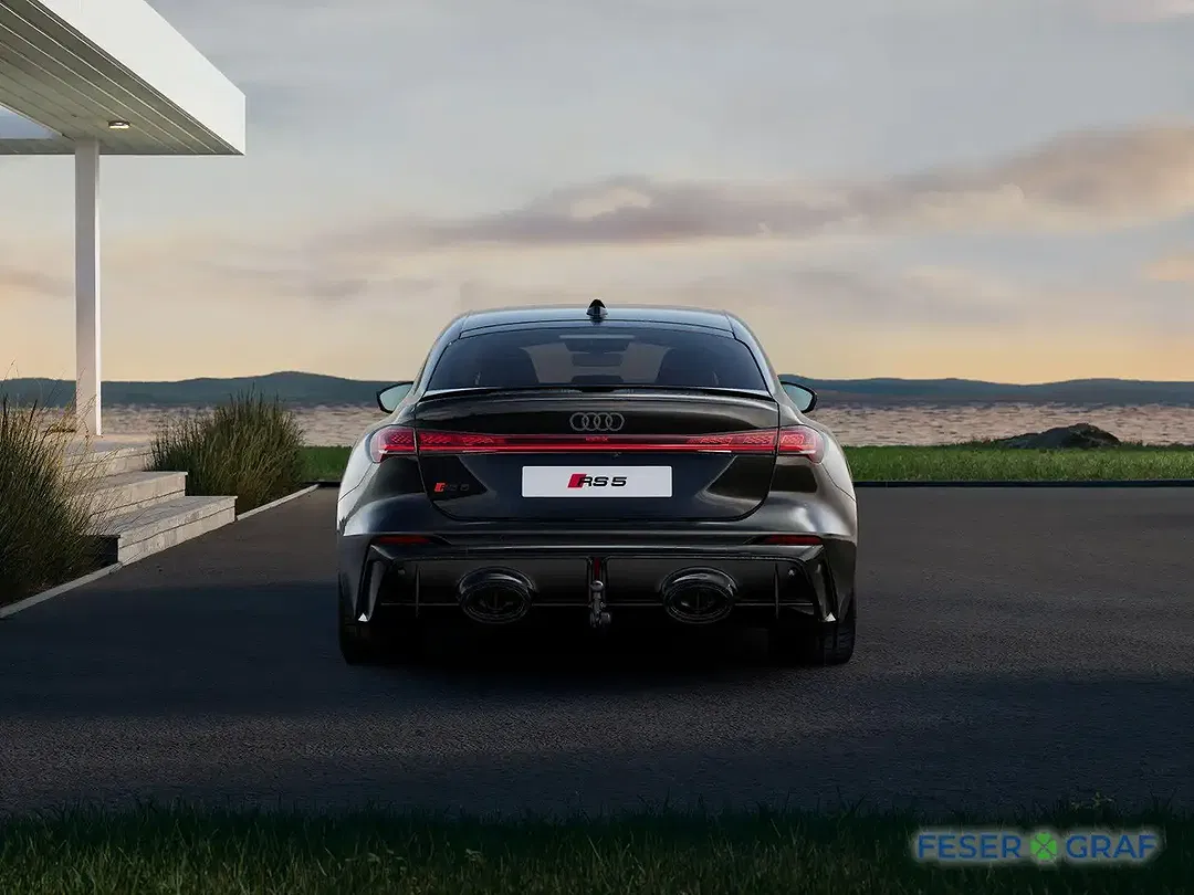 Audi RS5 - Thumbnail 4