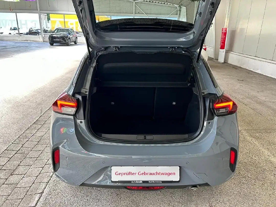 Opel Corsa - Thumbnail 11