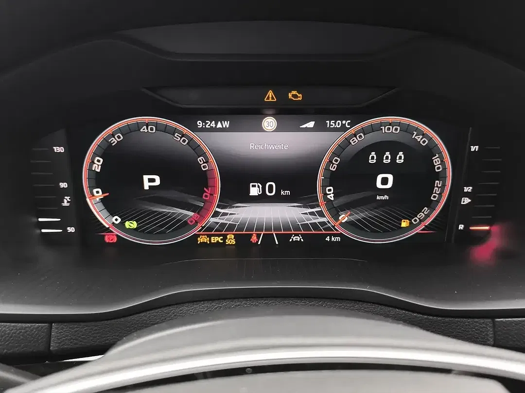 Skoda Karoq - Thumbnail 15