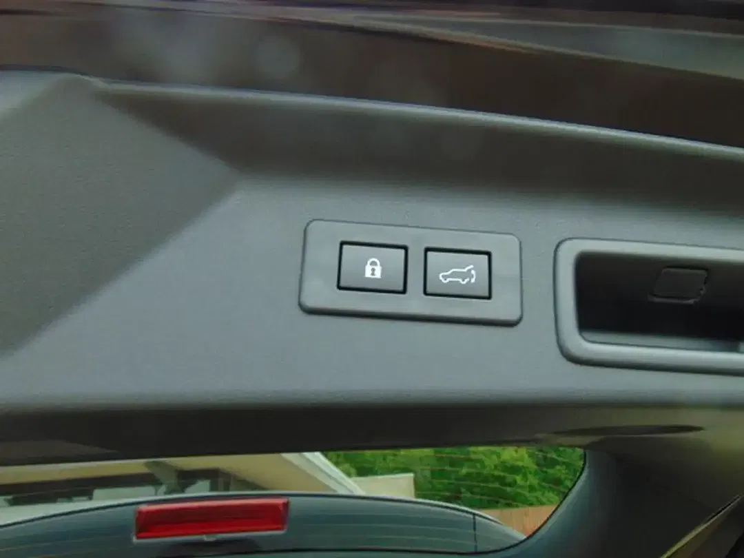 Subaru Forester - Thumbnail 9
