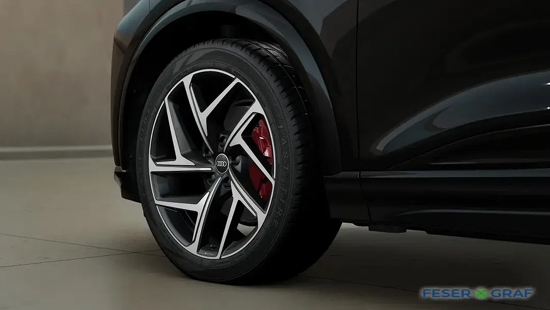 Audi Q6 e-tron - Thumbnail 10