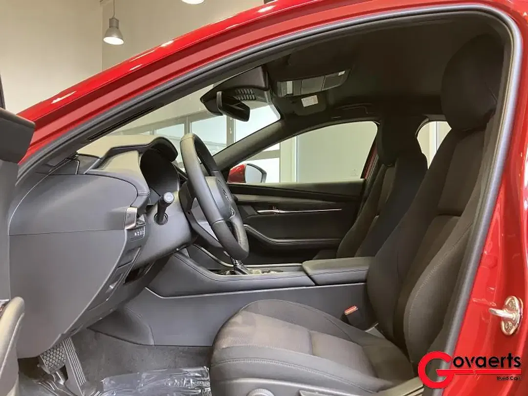 Mazda 3 - Thumbnail 6