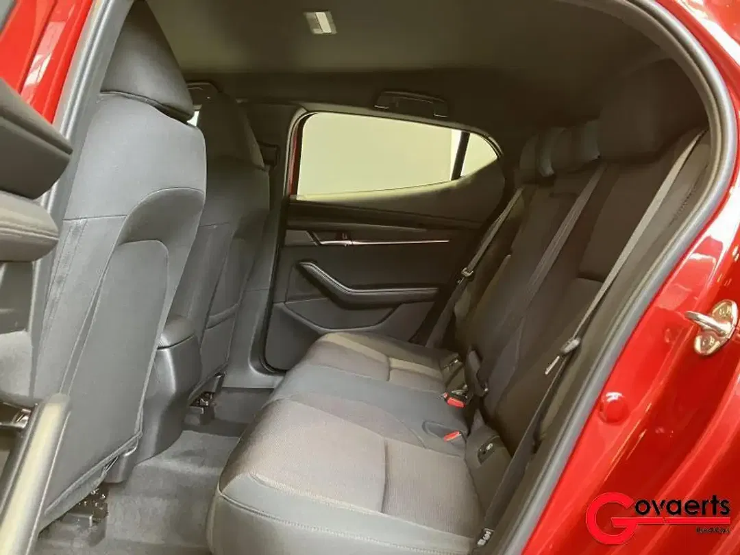 Mazda 3 - Thumbnail 7