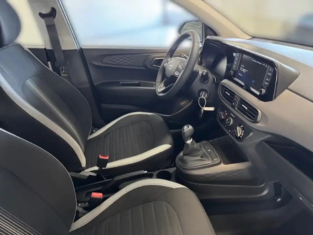Hyundai i10 - Thumbnail 12