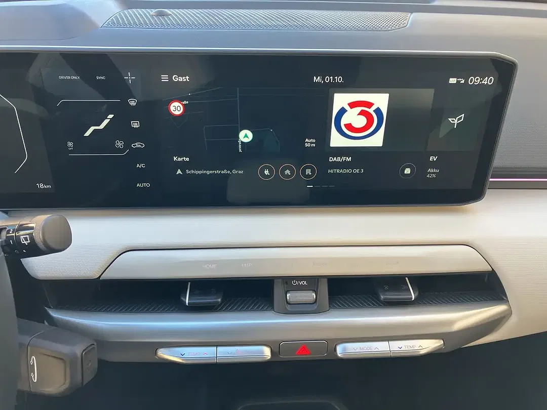 Kia EV4 - Thumbnail 8