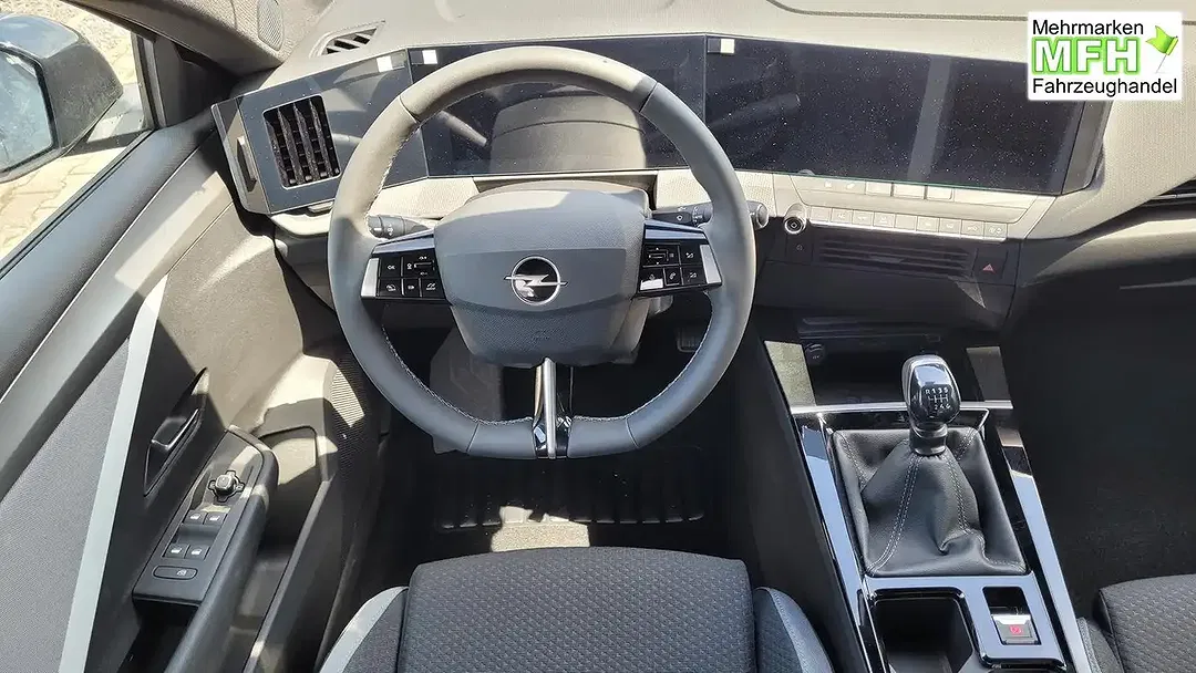 Opel Astra - Thumbnail 8