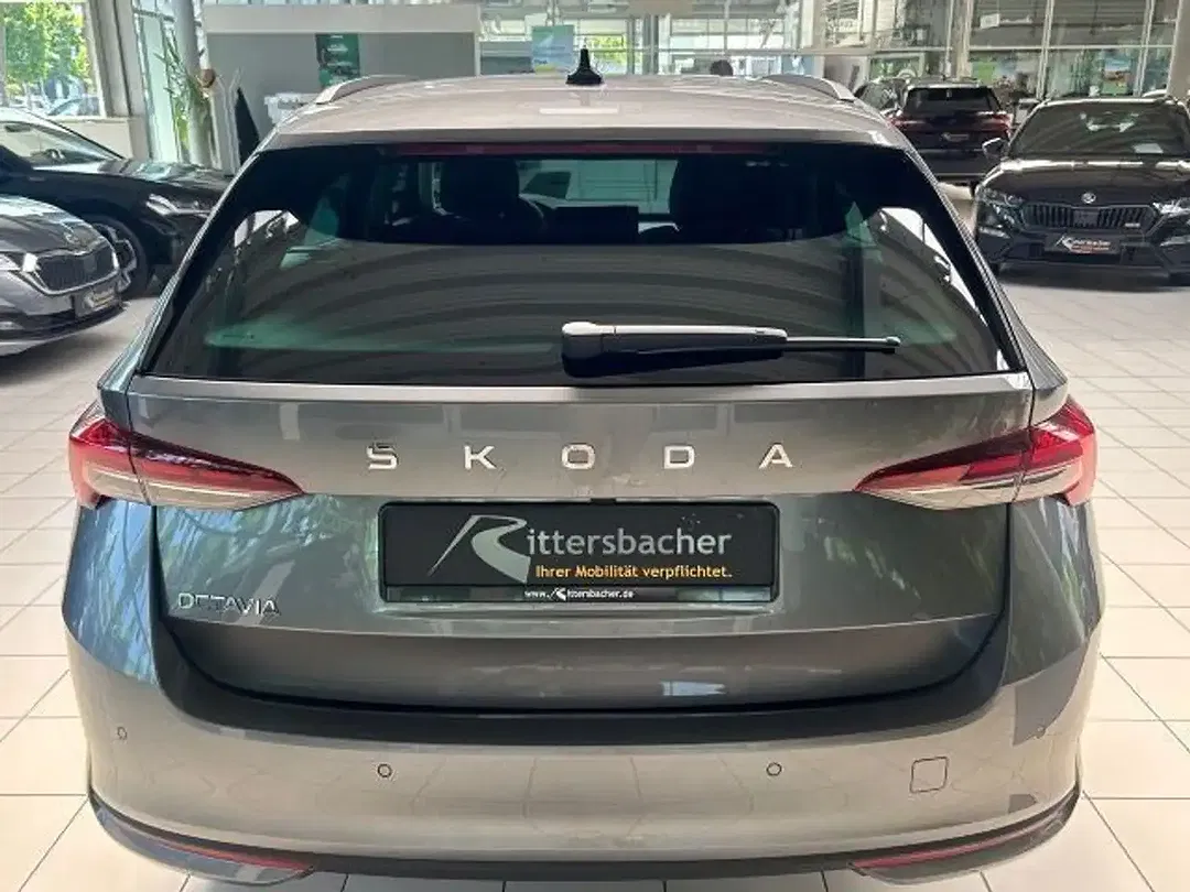 Skoda Octavia - Thumbnail 7