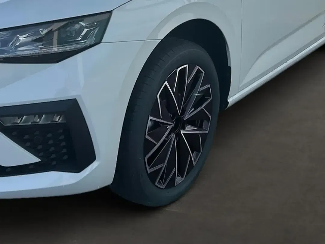 Skoda Scala - Thumbnail 7