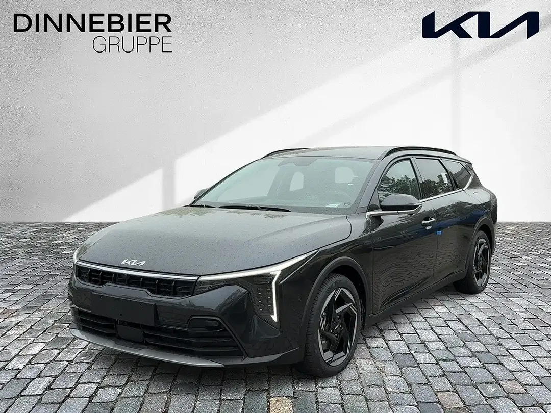 Kia K4 - Thumbnail 1