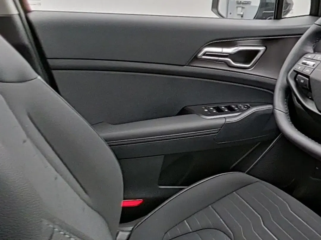 Kia Sportage - Thumbnail 11